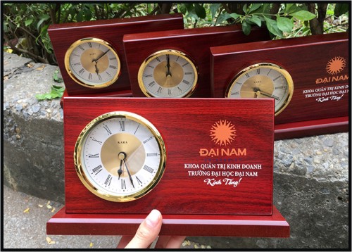 Đồng Hồ Quà Tặng